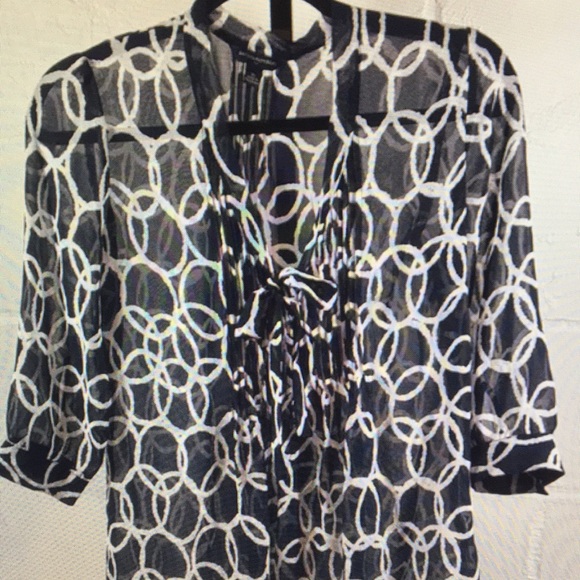 Tops - Black and White Ruffled 3/4 Sleeve Blouse with Mandarin Collar